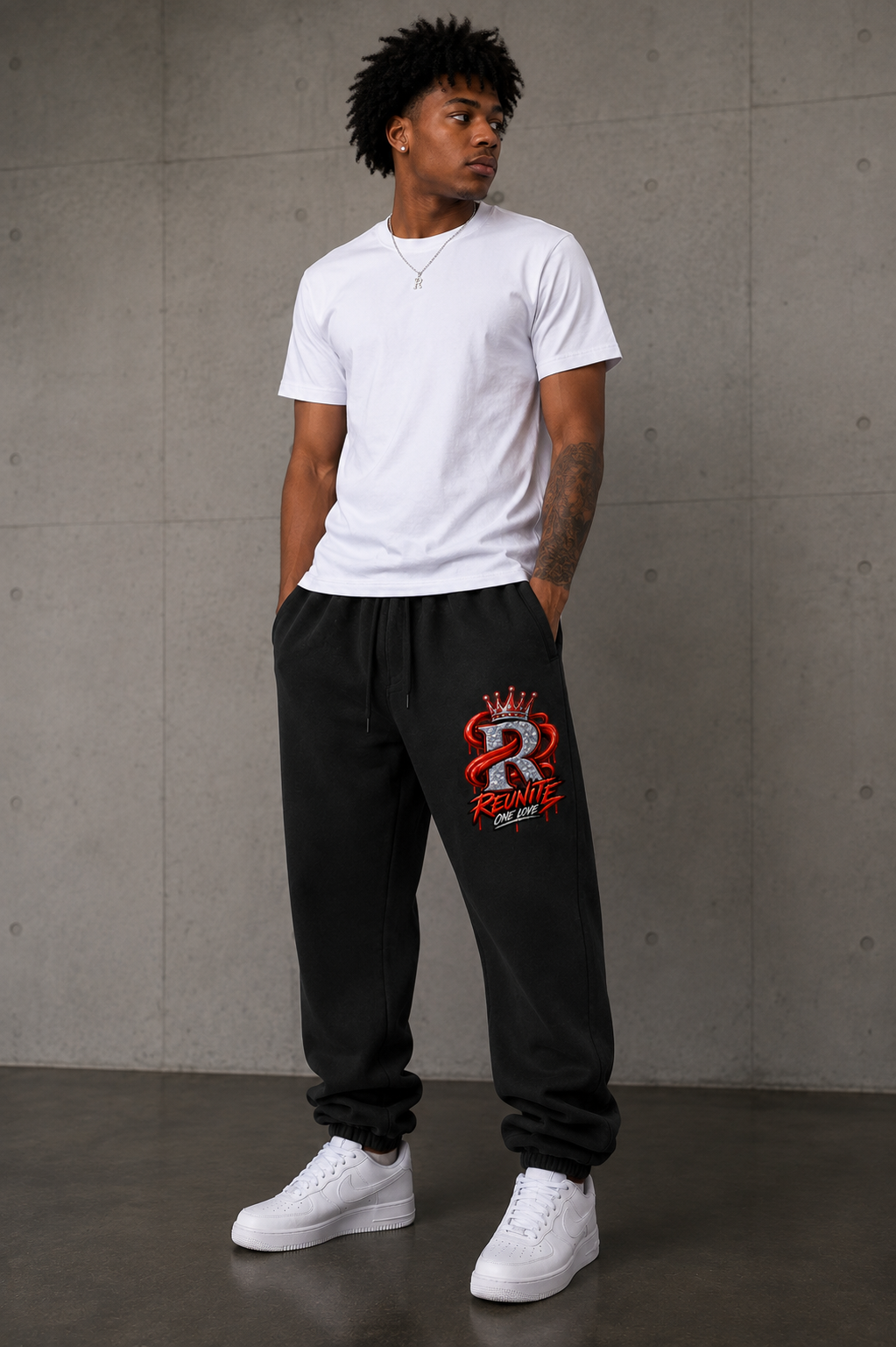 Reunite One Love Crowned Diamond R Jogger Design   Fleeced Jogger Sweatpants