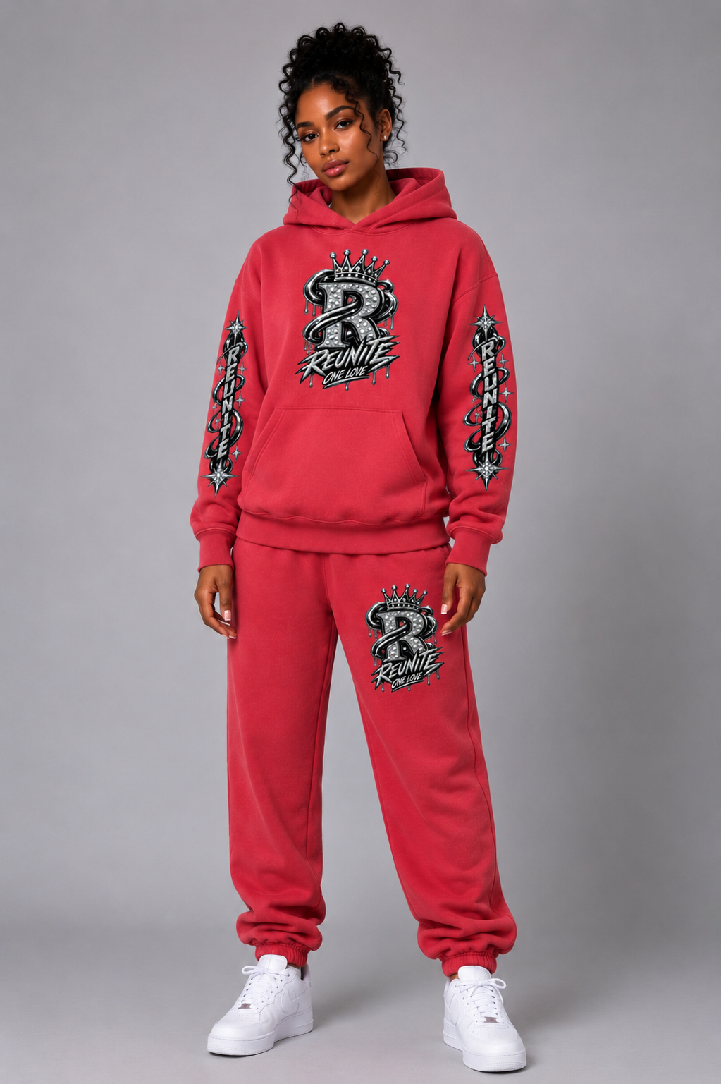 Reunite One Love Crowned Diamond R Jogger Design   Fleeced Jogger Sweatpants